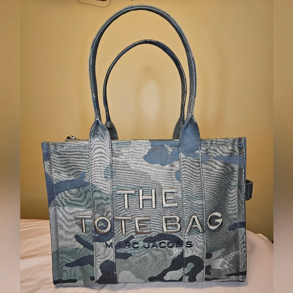 Marc Jacobs Camoflauge Large Tote Bag NWT
